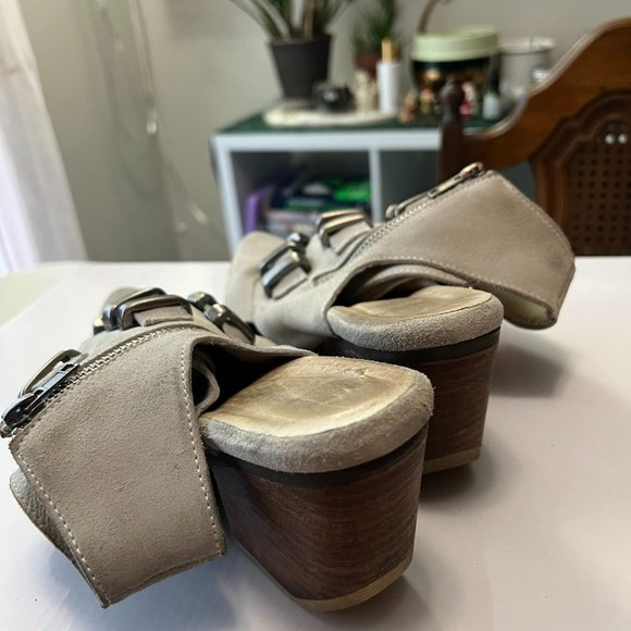 Jeffrey Campbell White Suede Tripoli Booties - Picture 4 of 5